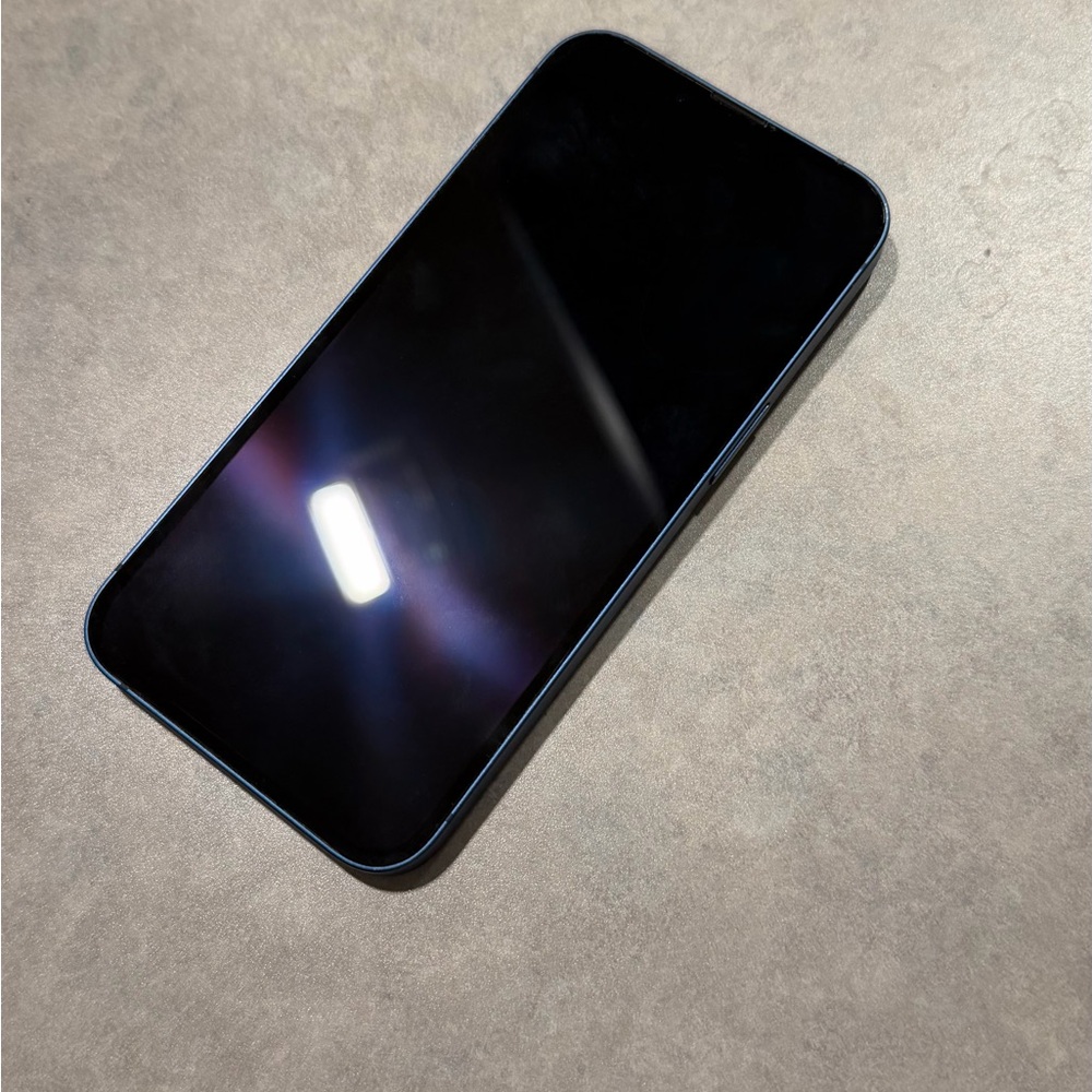 IPhone 13 Apple
